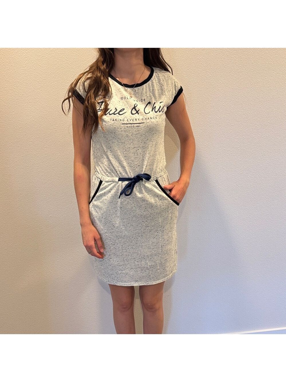 Casual Gray Dress with Navy Accents